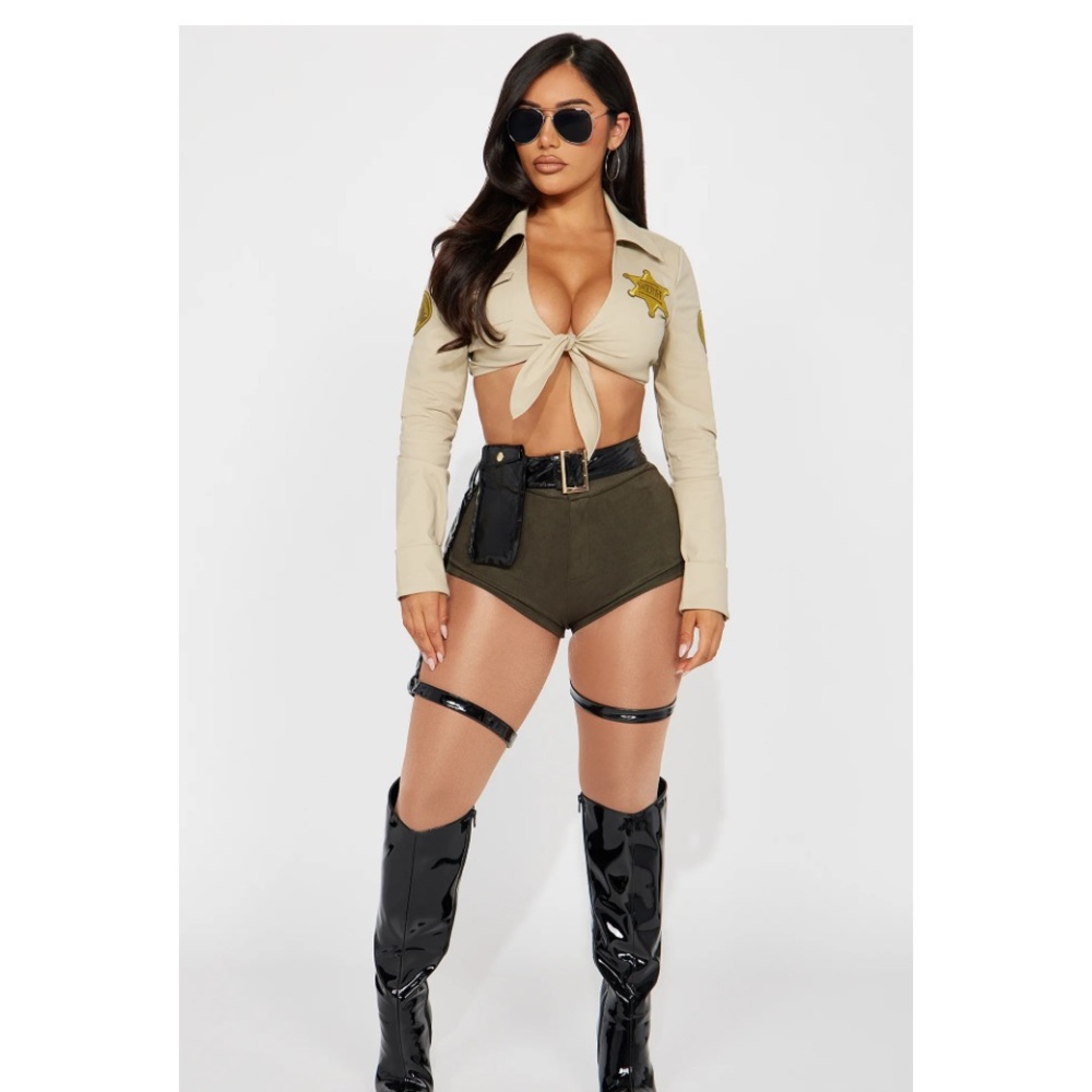 Hands Up Sheriff 4 Piece Costume Set Womens